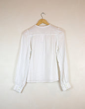 Load image into Gallery viewer, NYGARDSANNA raw neck edge shirt