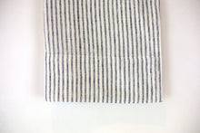 Load image into Gallery viewer, Linen pillow cases