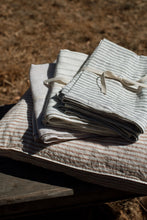 Load image into Gallery viewer, Linen pillow cases