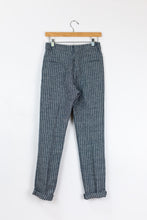 Load image into Gallery viewer, Jo - Denim striped linen